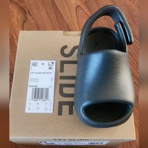 Toddler Yeezy Onyx Slides 5k
